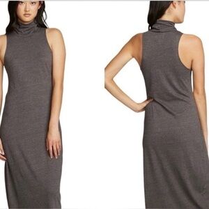 Old Navy Sleeveless Turtleneck Gold Glitter/Gray Midi Dress, S
